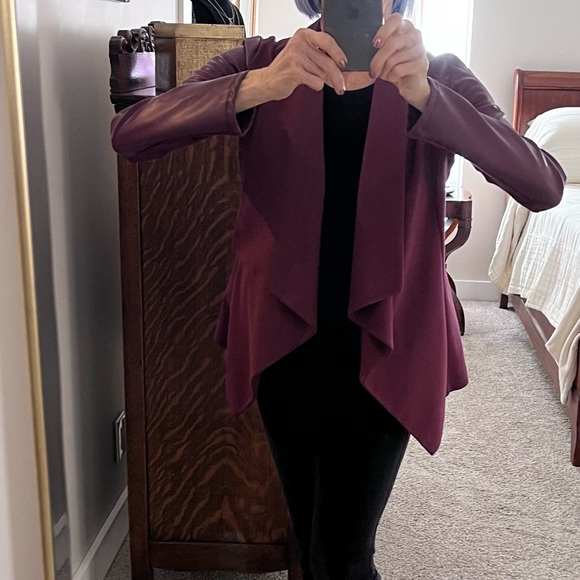 Sofia Jeans by Sofia Vergara Burgundy Drape Front Jacket S Faux LeatherSleeves - Picture 3 of 6
